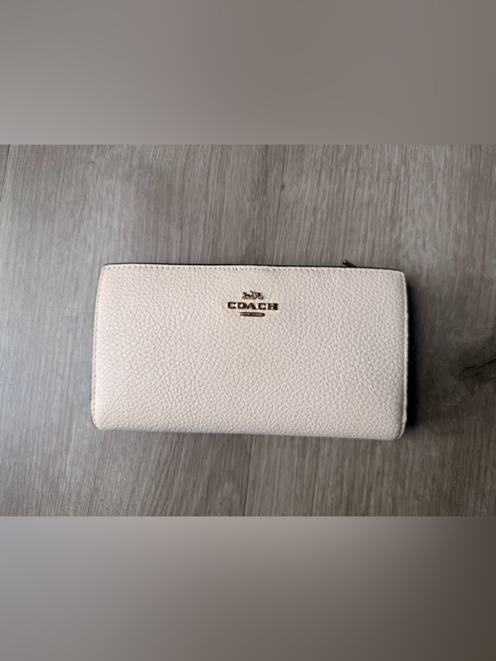 Coach Pebbled Zip Wallet in Off-White with Gold Hardware
